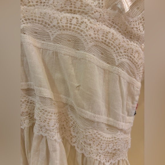 Candela Maggie Top in Off White - Picture 8 of 9